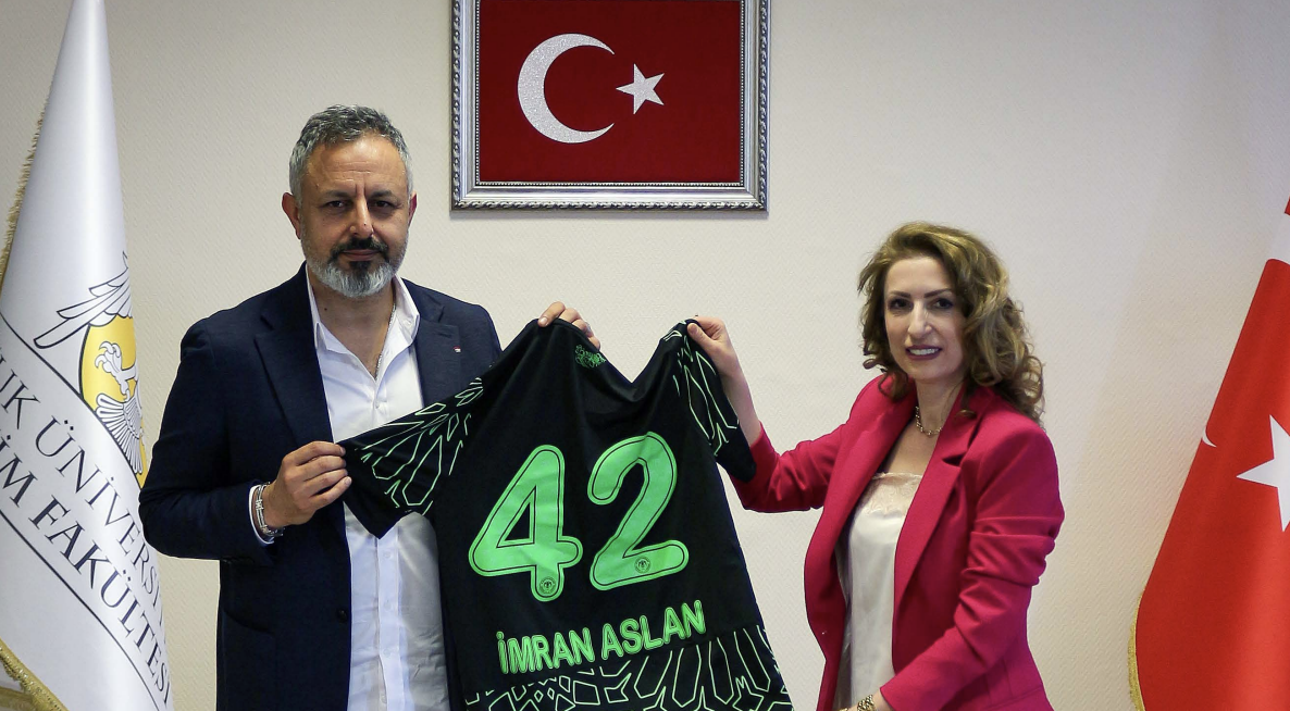 Konyaspor Başkanı’ndan İletişim Fakültesine ziyaret